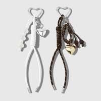 Breloque de sac à main bohème en cordon noué avec pendentif cœur, perles de cristal, fermoir métallique, longue corde décorative, porte-clés pour sac à main