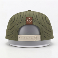 Casquette de baseball sportive de haute qualité en tissu Dobby, broderie, trous découpés au laser, motifs à pois, fermeture snapback, 100% polyester