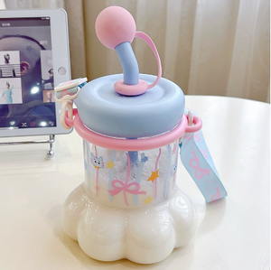 Linda Botella de Agua Portátil de Plástico a Prueba de Caídas con Diseño de Pata de Gato para Niñas, 1000ml, Vaso con Pajita para Beber en Verano, para Uso en Exteriores - Product Image 4