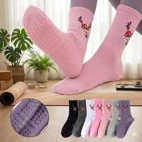 Chaussettes de sport antidérapantes en jacquard avec logo personnalisé, chaussettes de yoga et de pilates antidérapantes