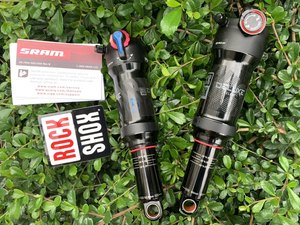 Amortiguador Trasero de Aire Rockshox 210mm/50mm Deluxe Select+ Durex <span class=keywords><strong>Suspension</strong></span> - Product Image 2
