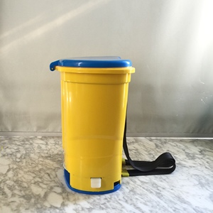 Outil manuel d'épandage de semences de <span class=keywords><strong>gazon</strong></span> et d'<span class=keywords><strong>engrais</strong></span> pour une distribution efficace des <span class=keywords><strong>engrais</strong></span> - Product Image 6