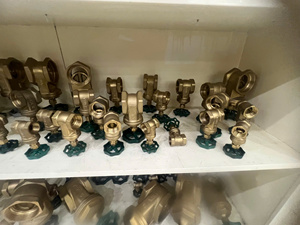 วาล์วประตูทองเหลืองขนาดเล็กควบคุมน้ำด้วยเกลียว NPT DN40หลอมทนทานขนาด1.5นิ้ว PN20 - Product Image 3