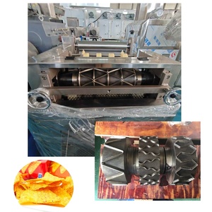 Puff Maize Corn Frying Fried Snacks Twin Screw Extruder Continuous <strong>Fryer</strong> Fired Corn Bugles Corn <strong>Chips</strong> Snacks Processing Line - Product Image 2