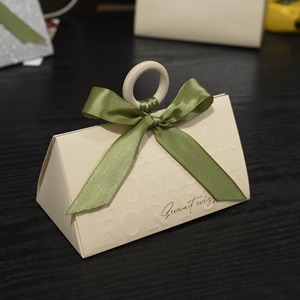 New Foldable Wedding Gift Boxes Luxury Handheld Candy Gift Paper <b>Box</b> Packaging Advanced Feeling Bow Candy Chocolate <b>Box</b> - Product Image 5