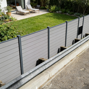 Valla de Plástico Compuesto de 4.5 Pies de Altura con Marco de Aluminio, Modelado 3D, Uso en Exteriores, Ecológica, Resistente a los Rayos UV, Valla WPC para Caballos y Jardín - Product Image 1