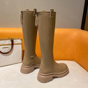 <span class=keywords><strong>Stivali</strong></span> alti in vera pelle di nuova tendenza di alta qualità <span class=keywords><strong>stivali</strong></span> da cavaliere con suola spessa da <span class=keywords><strong>donna</strong></span> <span class=keywords><strong>stivali</strong></span> rialzanti interni taglia piccola 33 - Product Image 6