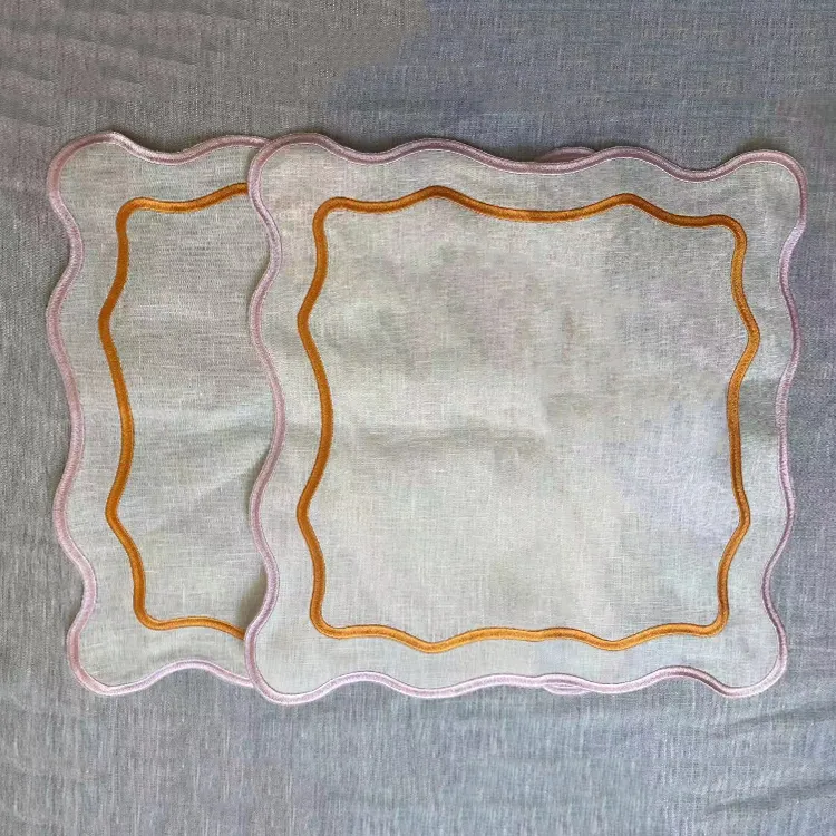 卸売ホテル100% 純粋なナプキン波状ダブル刺繍リネンナプキン結婚式カスタム布ナプキン