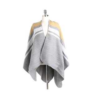 Vendita calda di alta qualità addensare grande modello di fiore <span class=keywords><strong>Cardigan</strong></span> signora di moda che viaggia caldo Poncho scialli - Product Image 5