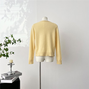 महिलाओं के ऊन कार्डिगन अनुकूलित वसंत उच्च गुणवत्ता वाले नरम पतली ऊन क्रू गर्दन बुना हुआ कार्डिगन स्वेटर - Product Image 4