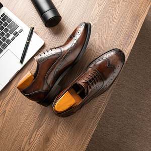 Zapatos de Hombre de Alta Gama, de Piel Auténtica, con Punta Redonda, Grabados, Formales, Casuales, Impermeables, para Otoño y Todas las Estaciones - Product Image 5