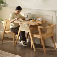 Ensemble table et chaises de salle à manger en bois massif haut de gamme OEM personnalisé, table basse carrée de style nouveau avec siège en rotin, mobilier d'extérieur