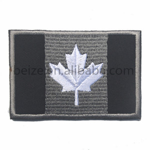 Aangepaste Canada Vlag Borduurwerk Badge Tactische Rugzak Patches Met Haak & <span class=keywords><strong>Loop</strong></span> - Product Image 1