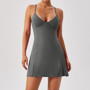 Nouvelle arrivée 2024 Ensemble jupe de yoga et de tennis pour femmes à haute élasticité Nom d'équipe personnalisé Design sexy au dos Matériel en spandex/nylon Tailles S-XL - Product Image 5