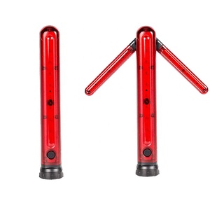 Sécurité routière avec base magnétique pour flèche directionnelle, fusées de signalisation, bâton de signalisation d'urgence routière, kit d'urgence routière, lumière d'avertissement routière rouge en forme de flèche - Product Image 1