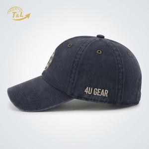 Gorras de béisbol vintage 4U con efecto desgastado, tela y visera suave. Gorras de béisbol estilo urbano con cierre ajustable y detalles llamativos. - Product Image 3