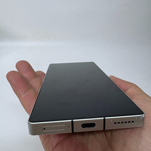 Teléfono para Juegos Nubia RedMagic 10 Pro A+ Usado, Desbloqueado, 99% Nuevo, Snapdragon 8 Elite, 144Hz, 6.85 OLED, 6500mAh, 80W, 5G - Product Image 2