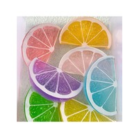 100Pcs Hars Kunstmatige Lemon Lime Slice Ornamenten Zoete Poppenhuis Fruit Ambachten Voor Home Party Decoratie Bruiloft Vaas Vulstoffen