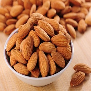 Amandes brutes blanchies certifiées ISO biologiques - Noyaux et amandes séchées de qualité supérieure, 100% pures et naturelles. Pré-commandez maintenant - Product Image 1