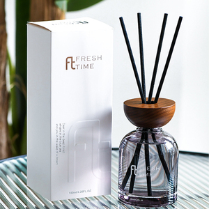 Vietnam <b>Home</b> Hotel Transparent Glass <b>Essential</b> <b>Oil</b> Aroma Reed <b>Diffuser</b> Luxury Scenting With Wooden Cap - Product Image 4