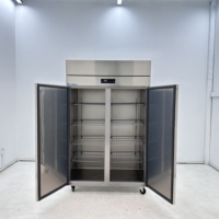 Réfrigérateur commercial en acier inoxydable Armoire de congélation verticale Refroidisseur mobile Armoire d'affichage moderne