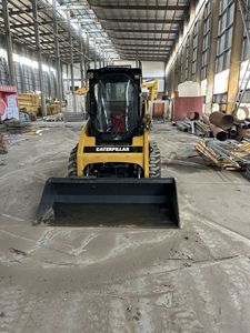 Used Caterpillar 226B Skid Steer Loader Strong Hydraulic Power for Construction Landscaping Farming Featuring Gear Pump Bearing - Product Image 6