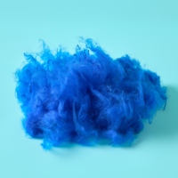 Stock disponible : Fibre de polyester vierge 100 % 1.5D*25mm teinte en masse pour le filature