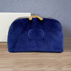Lot de 3 trousses de maquillage durables en satin avec fermeture éclair, sacs cadeaux de beauté portables, petits sacs de rangement pour cosmétiques pour l'extérieur - Product Image 1