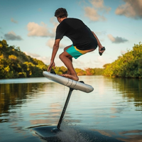 Nouvelle arrivée : planche à foil électrique en fibre de carbone, planche de surf hydrofoil électrique, planche de surf volante alimentée par batterie pour les sports nautiques en mer et en lac