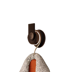 Porte-serviette mural en nickel brossé, crochet simple, design moderne et minimaliste pour salle de bain - Product Image 6