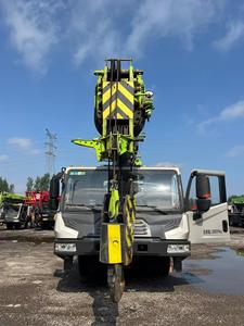 รถเครนเคลื่อนที่ Zoomlion ZTC350H562-1 ขนาด 35 ตัน ปี 2023 บูมหลัก 44 เมตร สำหรับงานก่อสร้างหนัก - Product Image 6