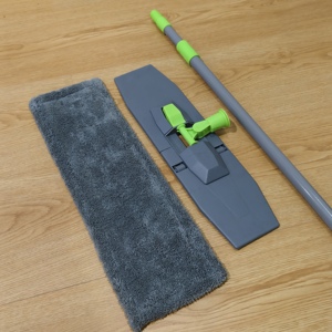 Essuie-glace télescopique en <span class=keywords><strong>microfibre</strong></span> avec <span class=keywords><strong>balai</strong></span> à poussière à tête rotative pour le nettoyage des sols. - Product Image 5