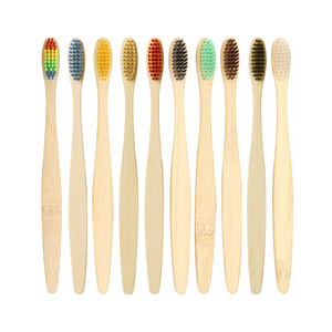 100% Brosse à dents électrique en bambou écologique avec logo Poils souples noirs Emballage unique Brosse à dents jetable pour adultes à usage domestique - Product Image 1