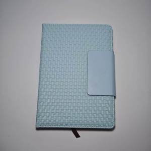 สมุดโน้ตปก<span class=keywords><strong>หนัง</strong></span> PU สีเบจขนาด A5 ลายทอ พร้อมฝาปิดแม่เหล็ก สกรีนโลโก้ได้ เหมาะสำหรับเป็นของขวัญสำนักงาน - Product Image 3
