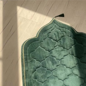 <span class=keywords><strong>Tapis</strong></span> de salon moderne <span class=keywords><strong>tapis</strong></span> de prière arabe pour adultes 100% polyester <span class=keywords><strong>tapis</strong></span> de prière doux personnalisé - Product Image 5