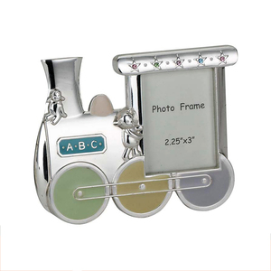 Thức Ăn Chai Ngựa Bánh Cậu Bé Và Cô Gái Ăn Mặc Dễ Thương Bé Khung Ảnh - Product Image 3