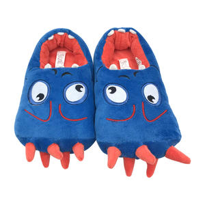 Pantoufles pour animaux de chambre à coucher pour garçon Pieds de monstre pour enfants Fluffy Funny Furry Pantoufles à griffes en coton antidérapantes - Product Image 4
