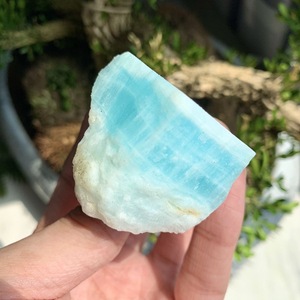 Vente en gros de spécimens minéraux bruts de calcite bleue, verte et rose des Caraïbes, calcite Seafoam, pierres brutes pour la décoration intérieure - Product Image 2