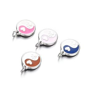 Yiwu Aceon Acero inoxidable Borde redondeado Disco pequeño Moda <span class=keywords><strong>Collar</strong></span> para mascotas Corazón en relieve Pata Doble color Esmalte <span class=keywords><strong>Yin</strong></span> <span class=keywords><strong>Yang</strong></span> Etiqueta de perro - Product Image 3