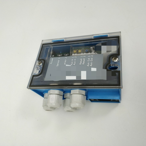 เครื่องควบคุมการเขียนโปรแกรมระบบอัตโนมัติในอุตสาหกรรม Pac มีบาร์โค้ดเลเซอร์1042256 Cdb620-001 - Product Image 1