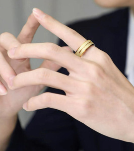 Hot Selling Stainless Steel Frosted Gold Plated <strong>Plus</strong> <strong>Size</strong> Couple <strong>Ring</strong> Non Fading Statement Wedding Gift <strong>Ring</strong> for Men and Women - Product Image 2