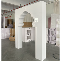 Conception populaire blanc acrylique arc porte PVC fleur coureur décoration mariage scène toile de fond bannière événement toile de fond