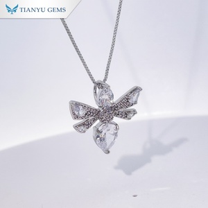 Collar de Plata de Ley 925 con Forma de Mariposa y Circonita en Forma de Pera de Tianyu Gems - Joyería Elegante para Mujer para Aniversario - Product Image 3