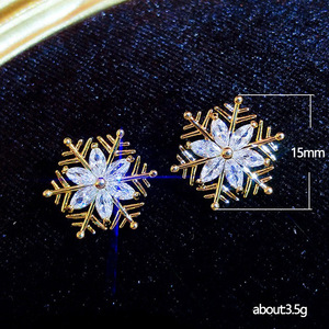 Orecchini a Forma di Fiocco di Neve per Donne, Design Vintage, Accessori per Orecchie da Indossare Quotidianamente - Product Image 6