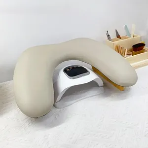 Repose-bras ergonomique en forme de U de style russe pour manucure, coussin en cuir PU pour le nail art, pour salon de manucure - Product Image 1