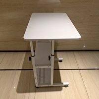 Table d'appoint mobile réglable en hauteur en MDF pour ordinateur portable, idéale pour dortoir d'étudiant ou bureau