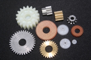Shunli Custom Plastic Rack Gear Pom Nylon Parts Peek Plastic Planetary Gears Spur Gear For Sale Cnc
