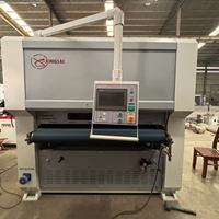 Machine de polissage et de finition à bande large pour le chanfreinage, l'ébavurage et le lustrage des pièces métalliques, avec moteur 11kW