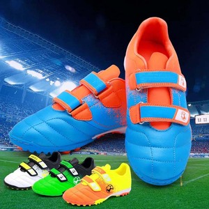 <span class=keywords><strong>Botas</strong></span> de fútbol de entrenamiento al aire libre Unisex profesional tacos zapatos <span class=keywords><strong>Cr7</strong></span> tobillo alto <span class=keywords><strong>botas</strong></span> de fútbol resistentes a impactos para hombres - Product Image 1