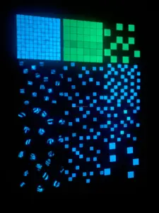 Piastrelle per piscina fluorescenti quadrate blu a mosaico luminoso Villa con corpo pieno di vetro Glow nel buio pavimento di piastrelle per piscina